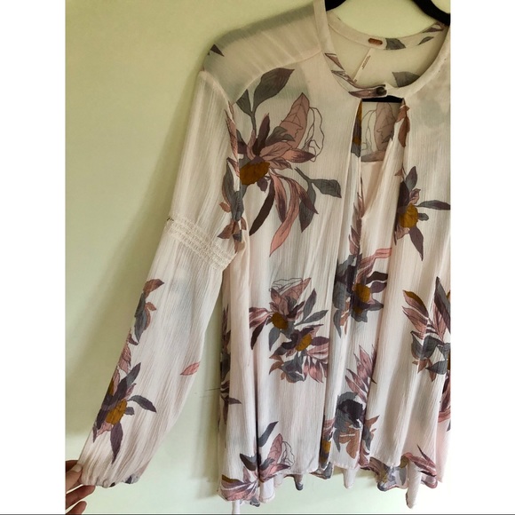 Light pink/floral free people tunic - Picture 2 of 2